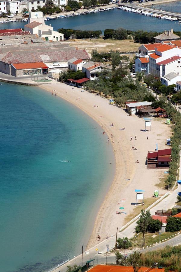 Seaside Apartments With A Swimming Pool Pag - 6412 Pag Town Exterior photo